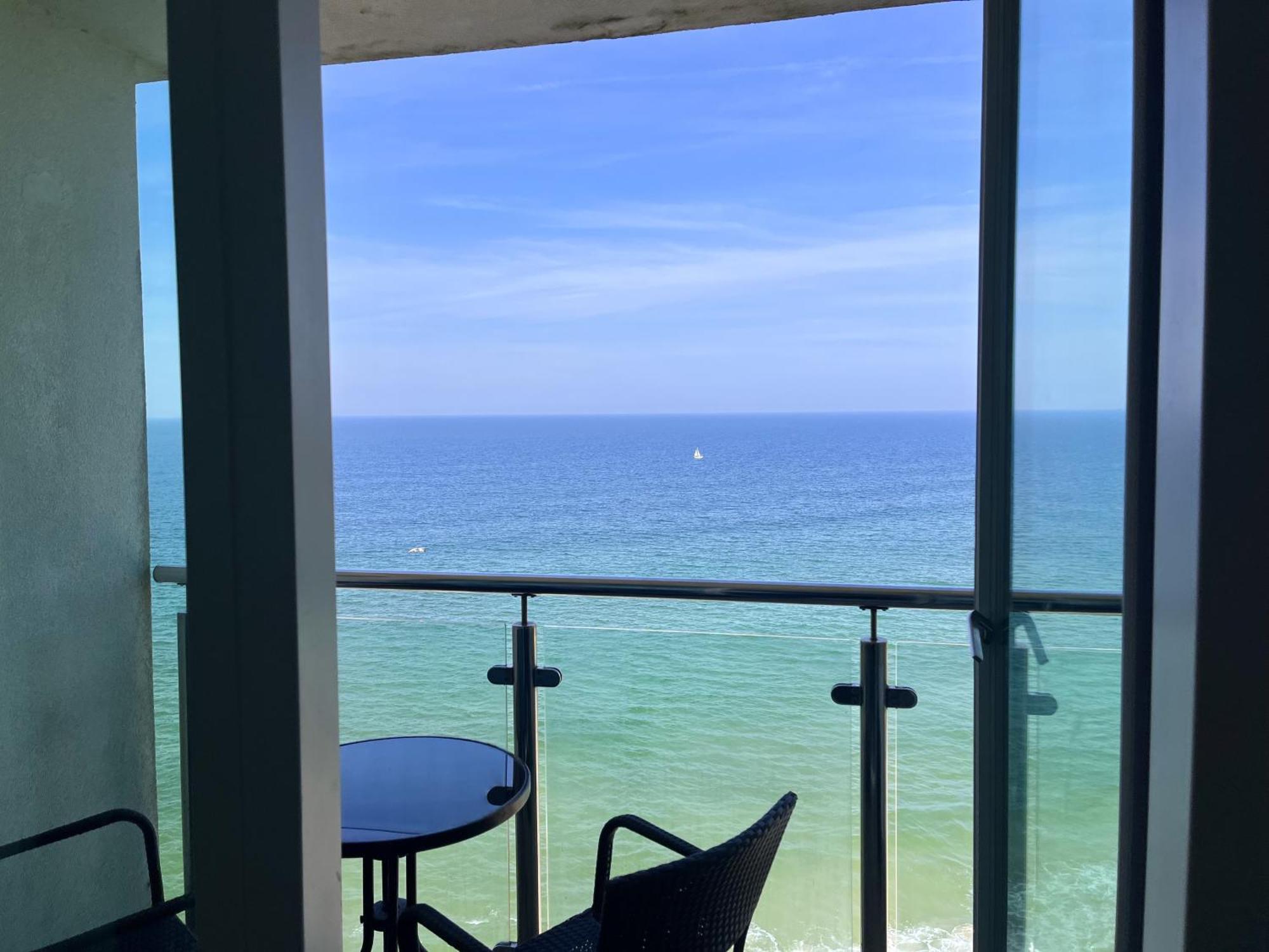 Newquay Rocklands Beach View Exterior foto